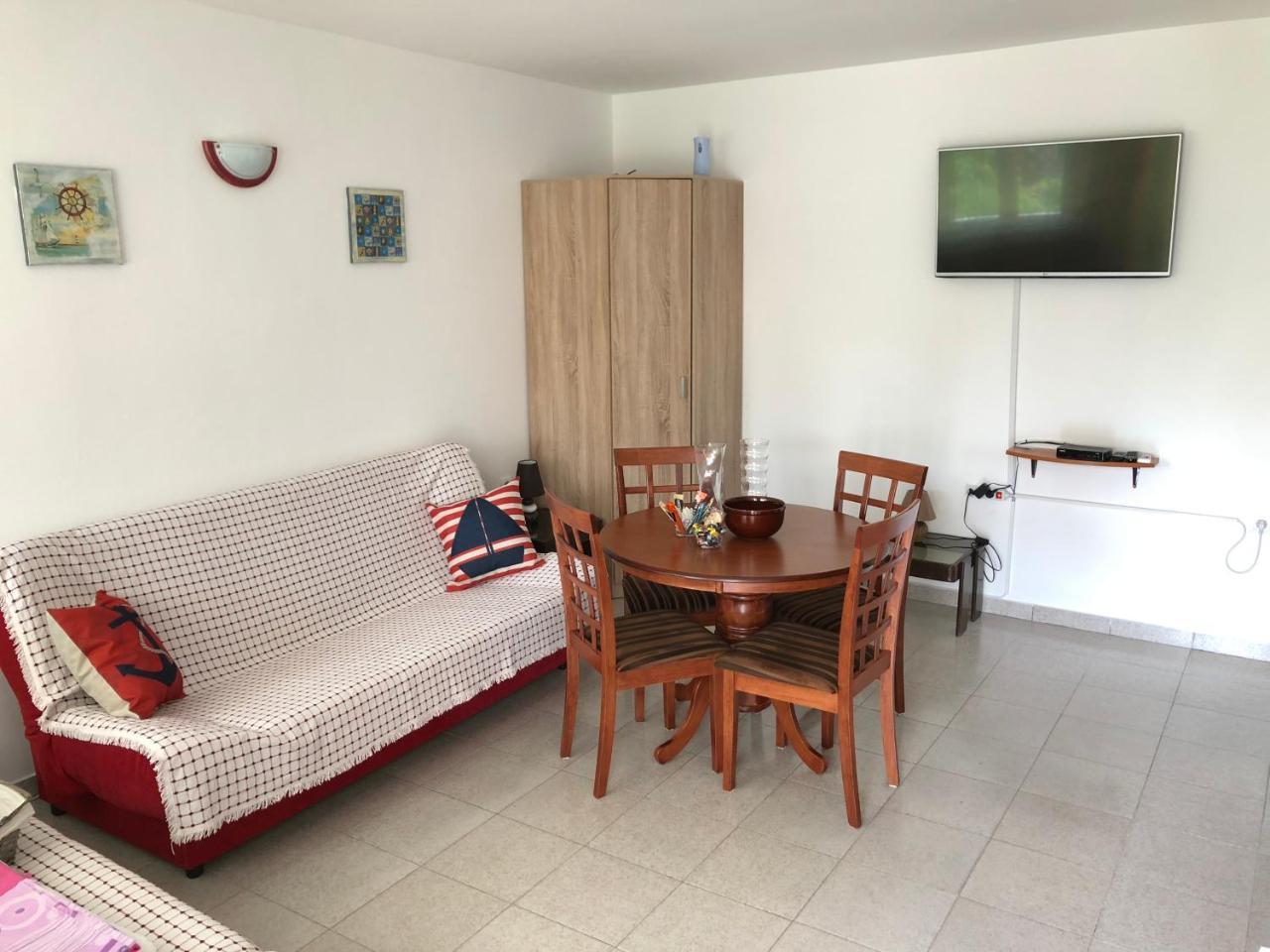 Three Palms Apartments Novakovic Petrovac Exterior foto