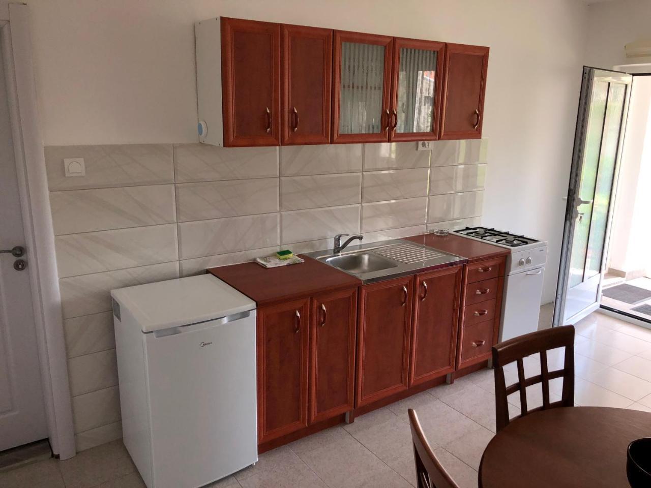 Three Palms Apartments Novakovic Petrovac Exterior foto